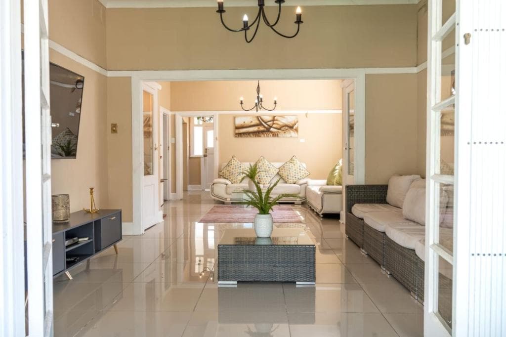 Pearlstone Premium Hospitality - View 2